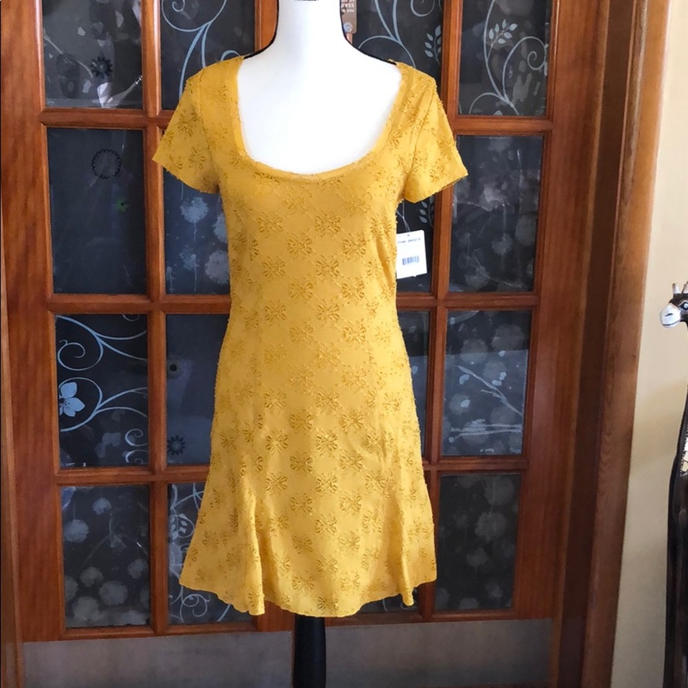 YELLOW NWT Free People SZ L